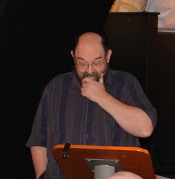 Tom Brown speaking at the Symposium of the International Mummers Unconvention, Bath, 2011