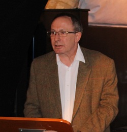 Peter Harrop speaking at the Symposium of the International Mummers Unconvention, Bath, 2011
