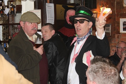 Calverton 2012, Is that the Farmer's Man watching the Doctor at the Woodlark, Lambley or someone from the audience? You judge.